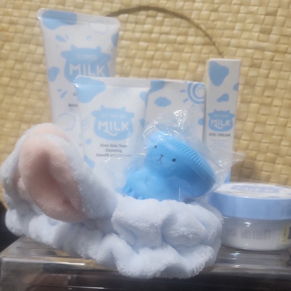 7PC Senitve Skin Care Set.